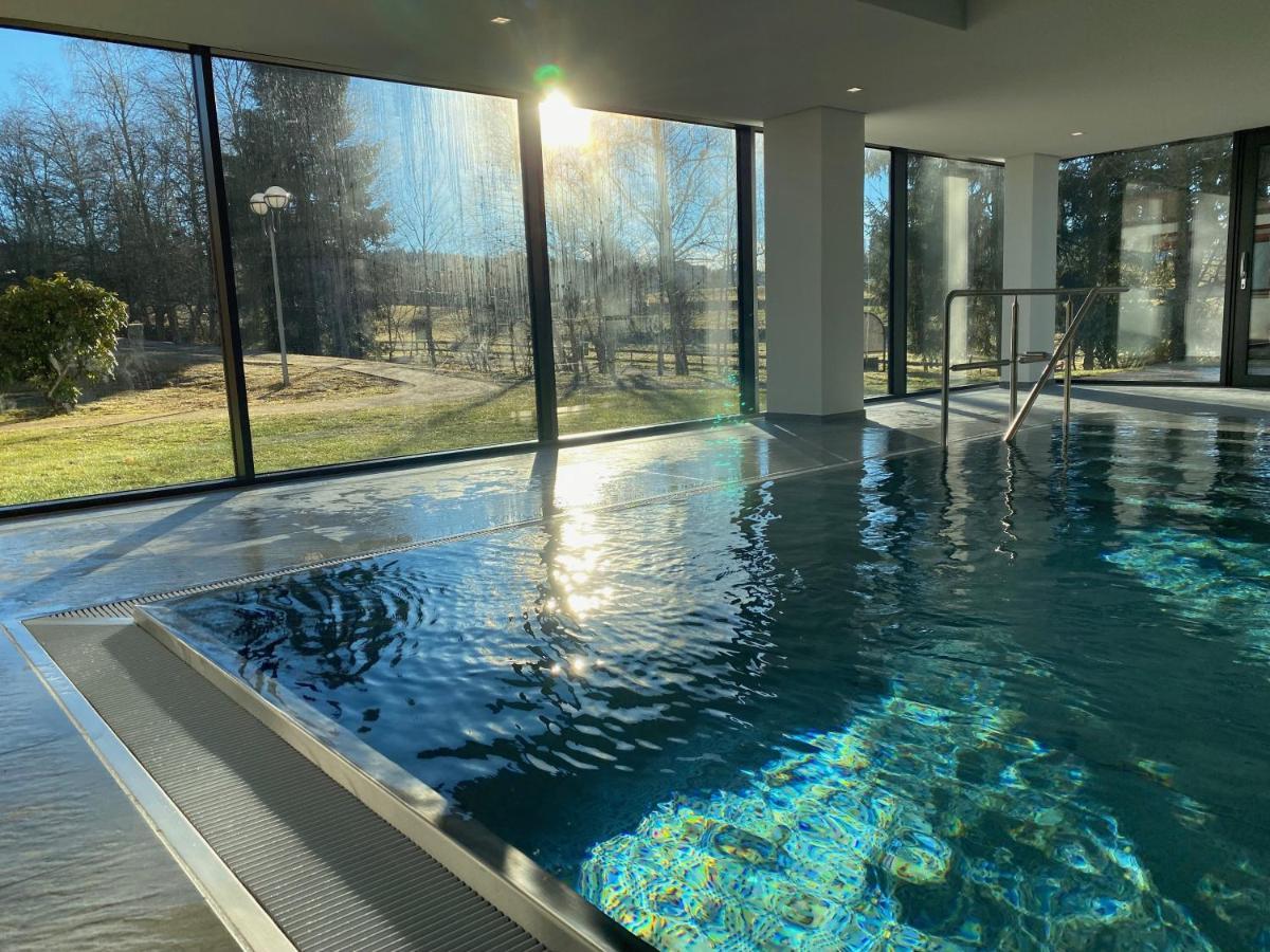 Koenigs Appartement Mit Pool Шлухзее Екстериор снимка